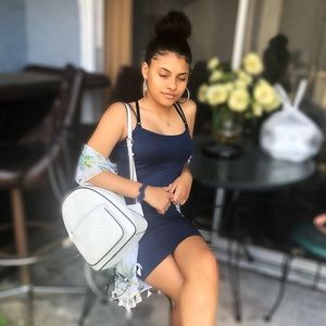 Meet your Posher, Jamirka